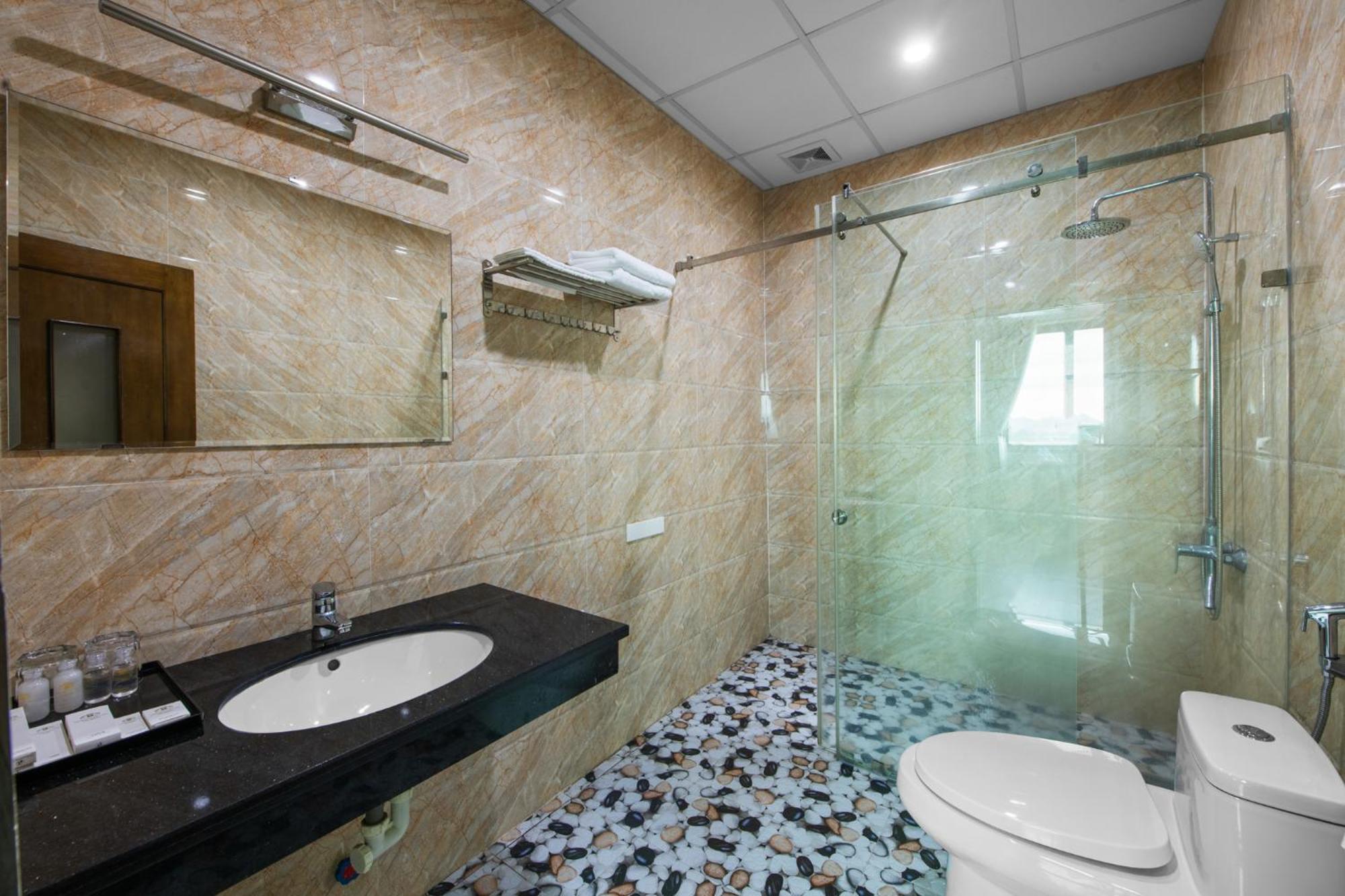 Khach San Habana Hotel Thái Nguyên Екстериор снимка